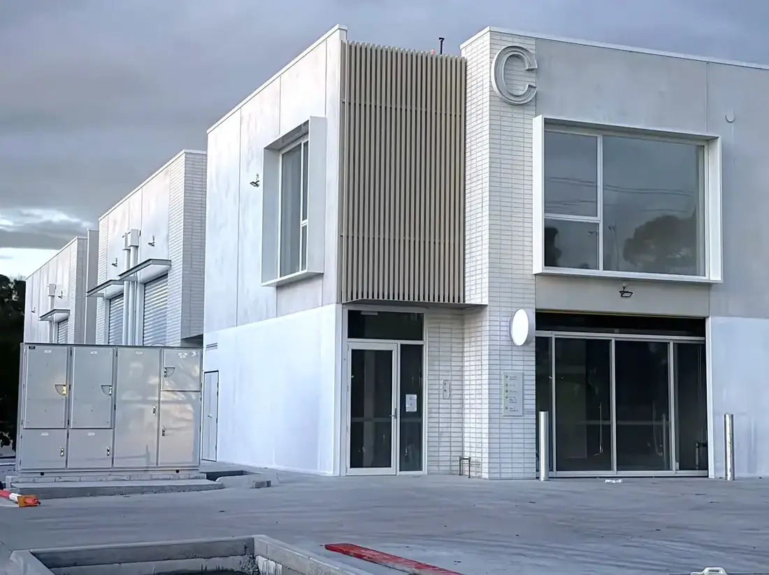 Photograph of Building C at Free Form, Mornington
